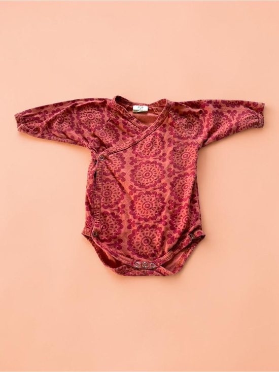 kate quinn Other - Kate Quinn Baby Unisex Bohemian Print Rusty Orange Long Slv Bodysuit Size 6-12m